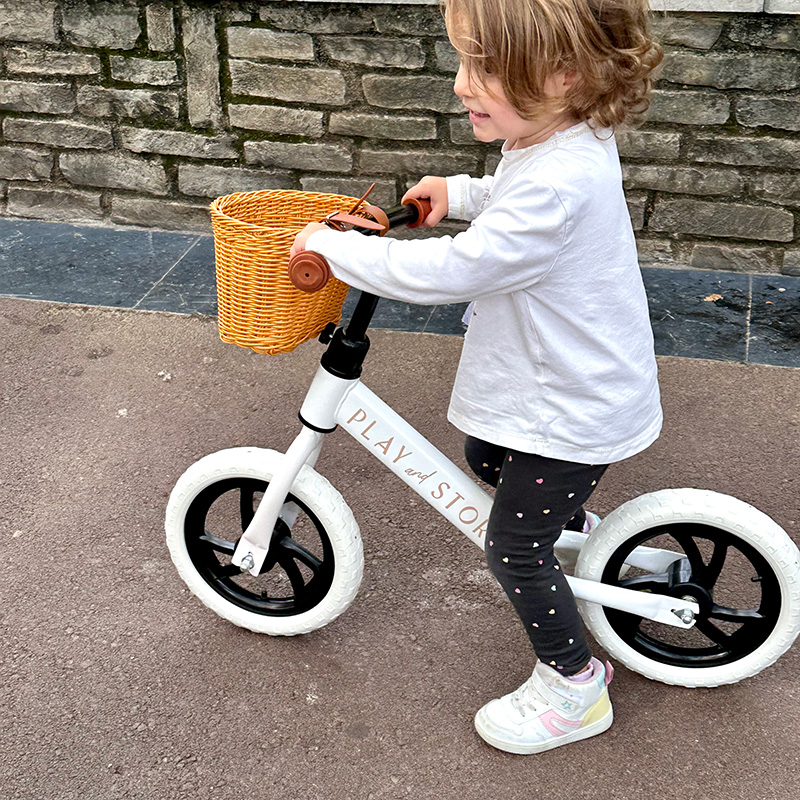 Bici Equilibrio Premium Play and Store Blanca
