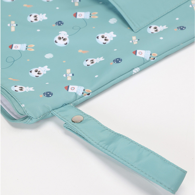 Bolsa impermeable grande Pandas in Space
