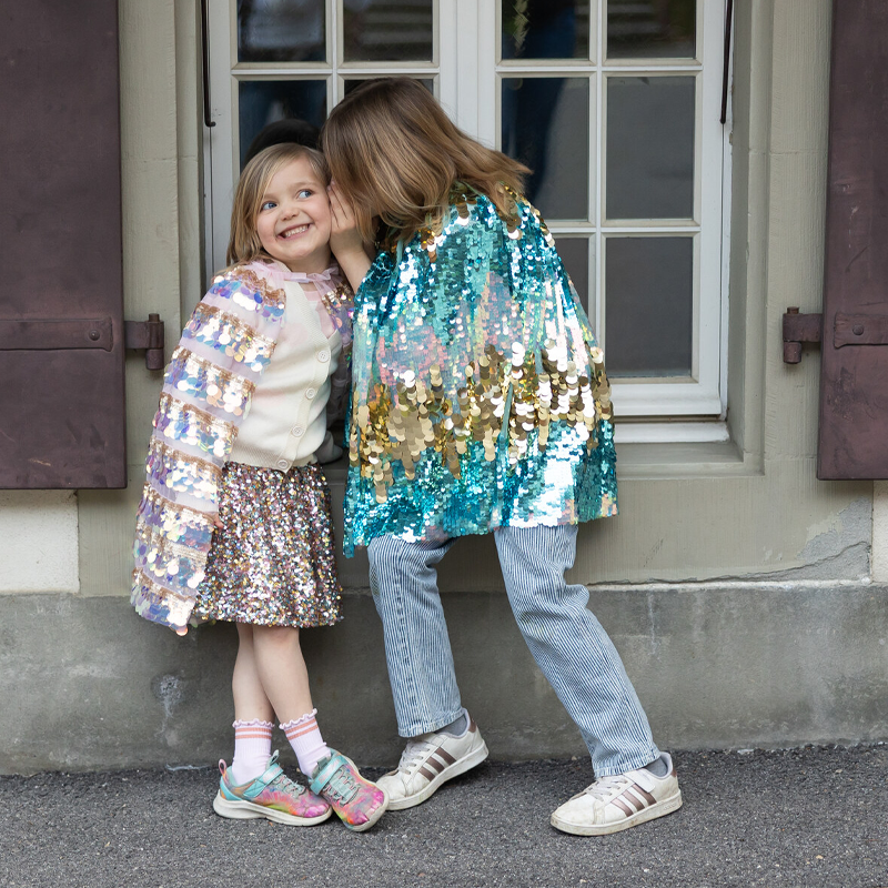Capa Lantejoulas Azuis e Douradas 4-6 anos