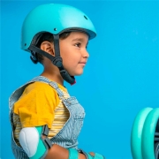 Casco Pequeño Azul Yvolution