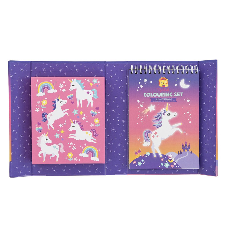 Colouring Set: Unicornios