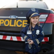 Fato de polícia com acessórios 5-6 anos