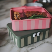 Fiambrera infantil Noui Noui con 3 bandejas extraíbles Green