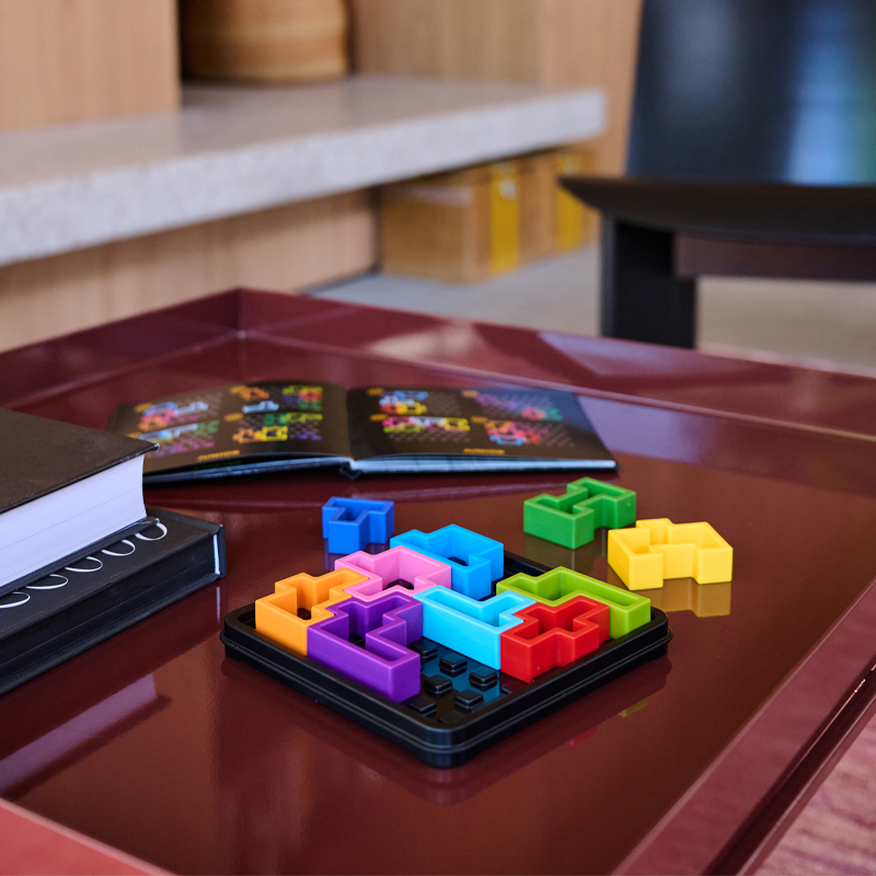 IQ Deluxe Square