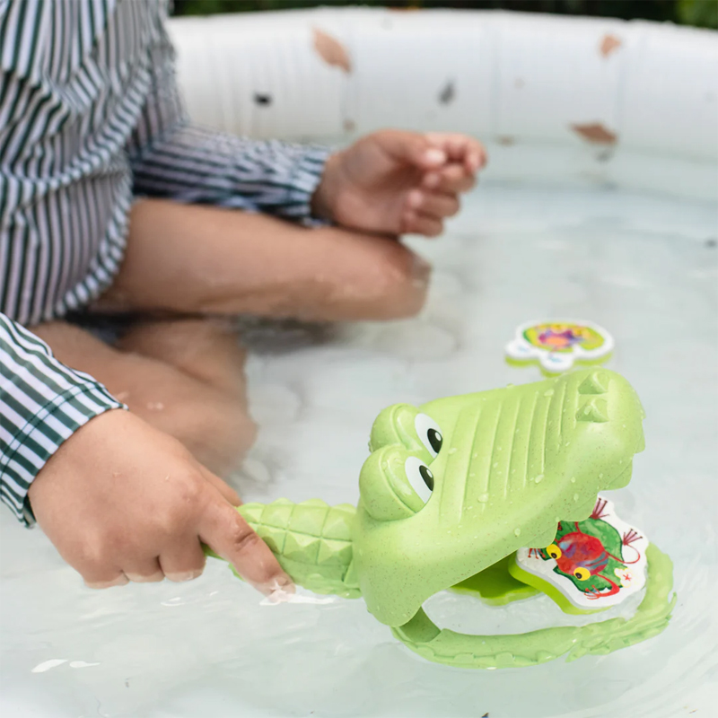 Cocodrilo de baño atrapa ranas Croc Chasey de Tiger Tribe