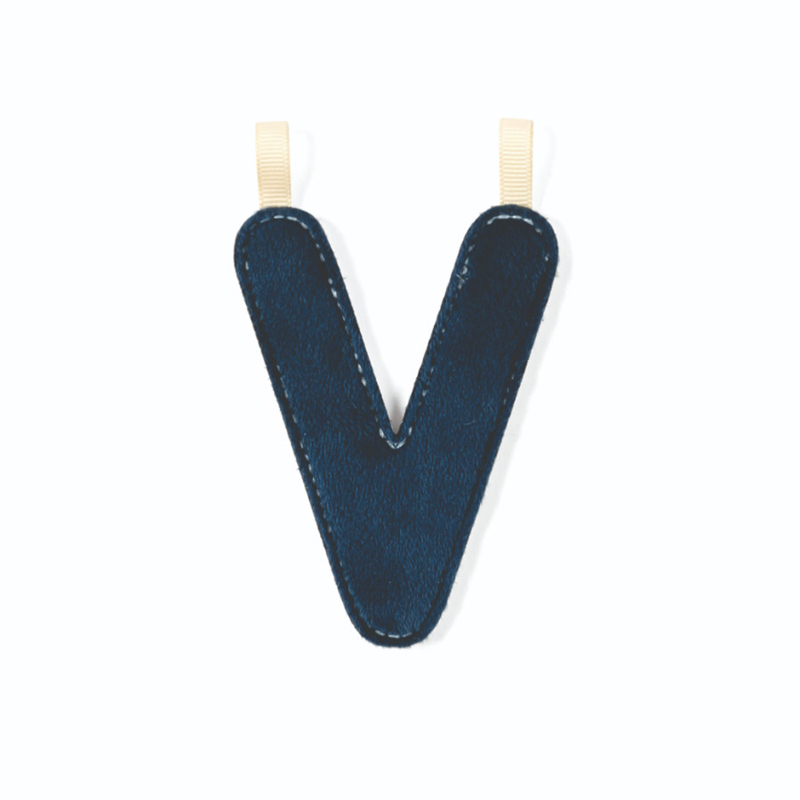 Letra V Fosforescente Lilliputiens