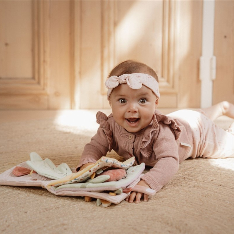 Libro Blandito de Actividades Fairy Garden