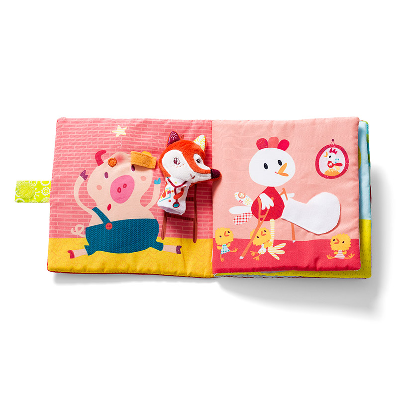 Livro de pano Alice Médica