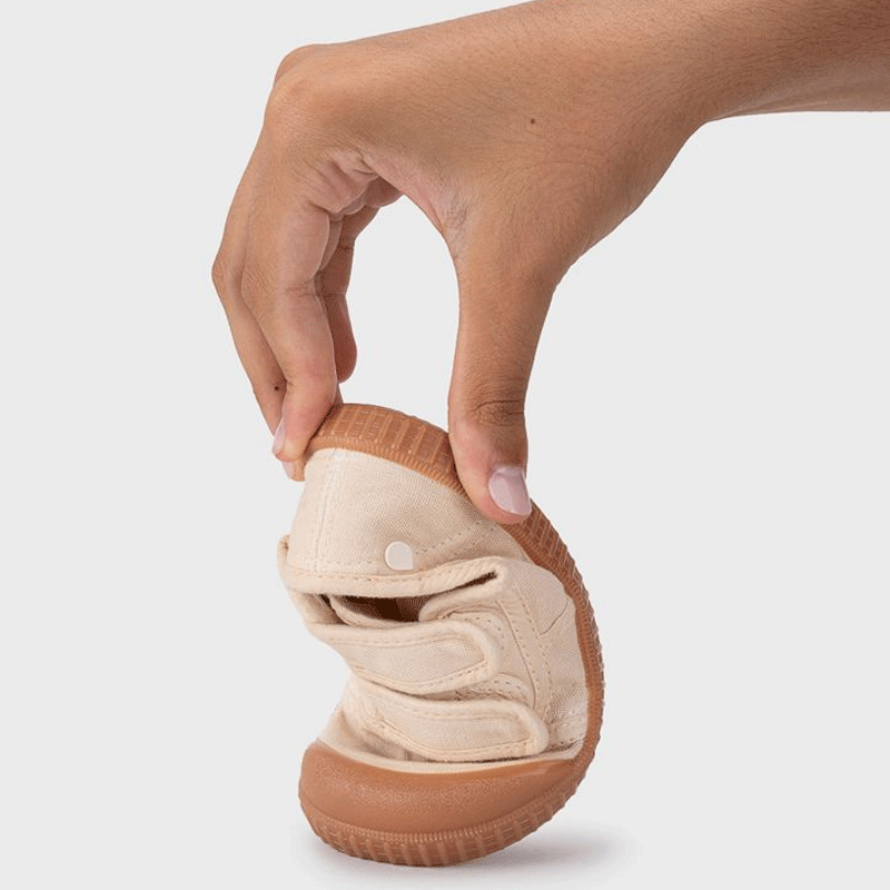 Zapatillas de lona Berri Brf. Velcro Caramelo Marfil