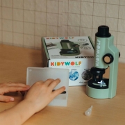 Microscópio Verde Kidywolf