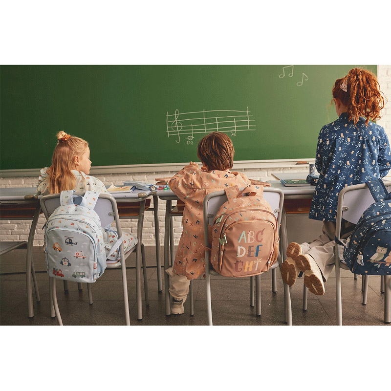 Mochila Mediana Funny Letters con Llavero