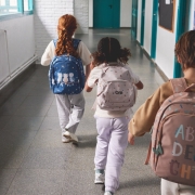 Mochila Mediana Magical Forest con Llavero