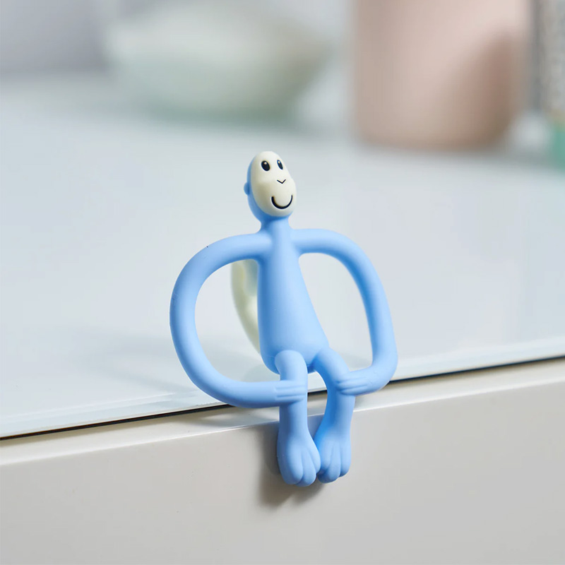 Mordedor Mono Azul Claro de Matchstick Monkey en MiniKidz