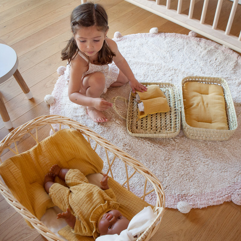 Muñeca Noah Bobble Mostaza