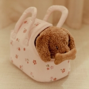 Cão Peluche Jackie com Bolsa