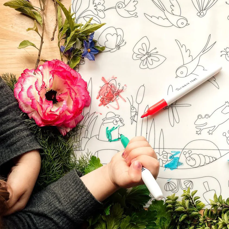 Scribble Mat Tapete reutilizable para colorear: En el Jardín