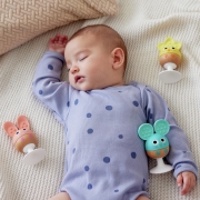 Chocalhos Musicais Alegres com Ventosa e Mordedor