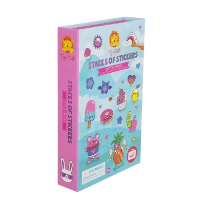Stacks of Stickers: Pegatinas a Montones Stacks of Stickers: Pegatinas a Montones