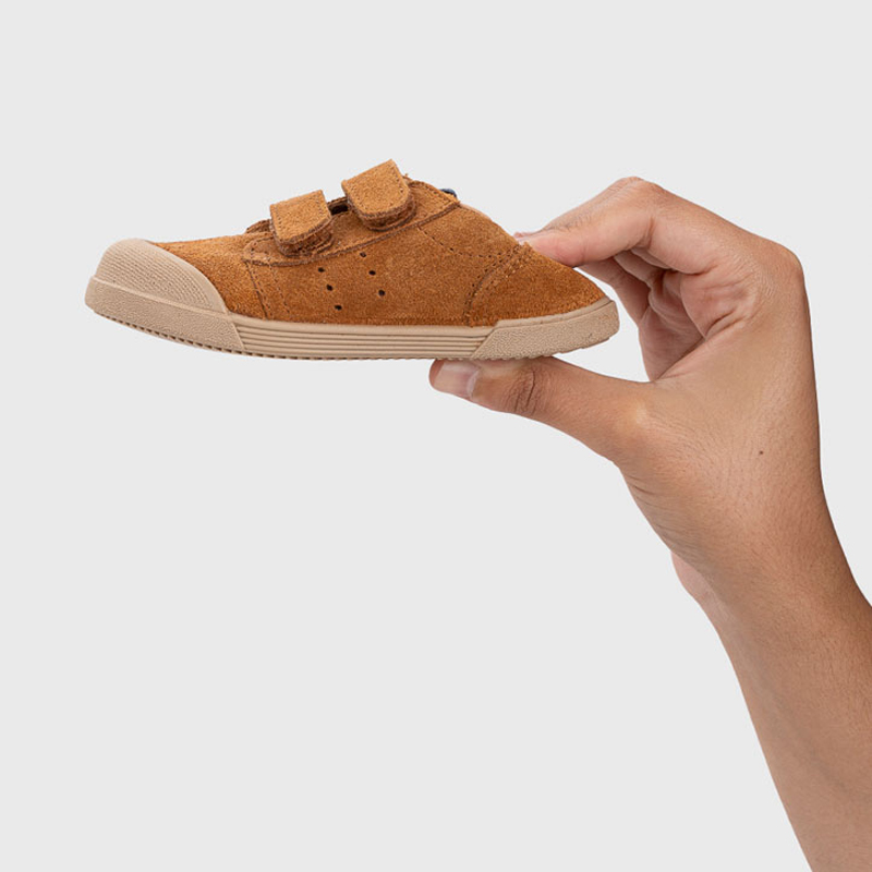 Zapatillas respetuosas Tennis Suede Mostaza