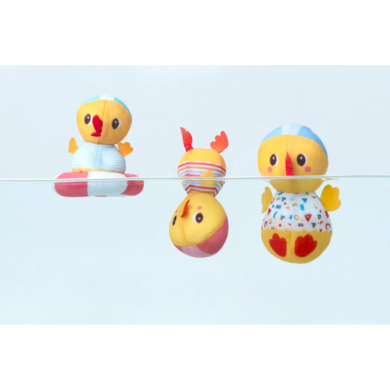 Tres Patos Junto al Agua