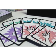 Unicornia El Juego de Cartas